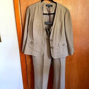 Kasper Capri pants and Jacket
